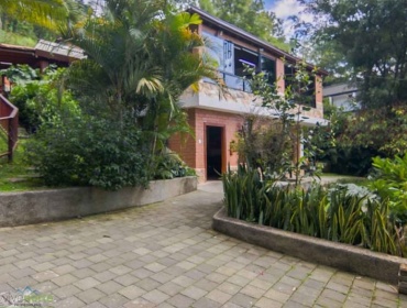 vivenorte, casa campestre medellin, centro comercial el tesoro, poblado medellin, casas luxury, agencia inmobiliaria, finca 