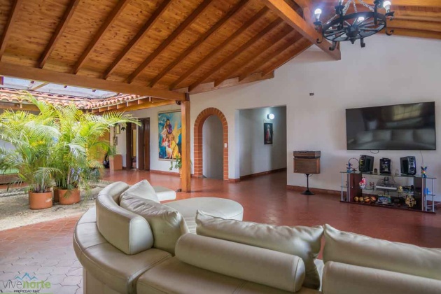 vivenorte, el peñol, guatape, venta casa campestre, finca, luxury homes, 