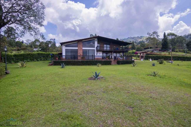 vivenorte, guarne, venta casa campestre, propiedad raiz, bienes raices, finca, 